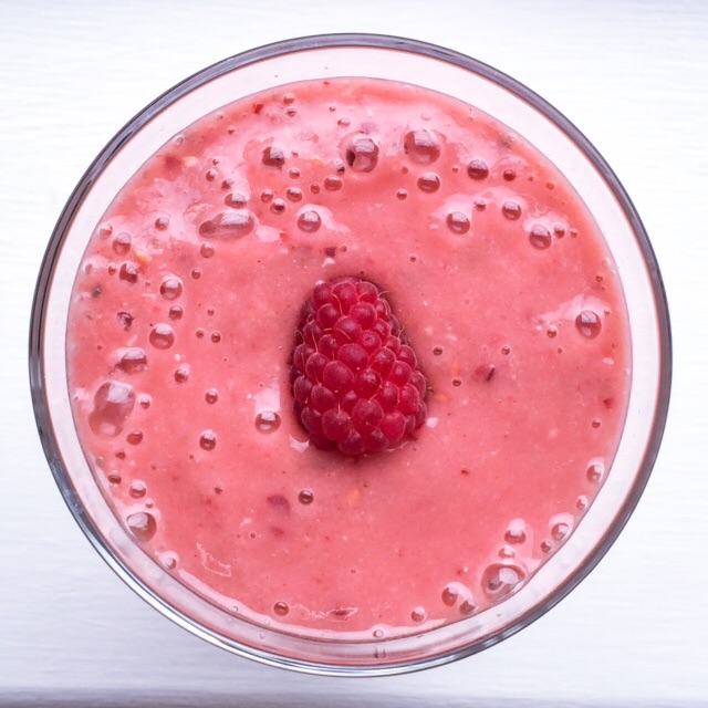 Raspberry Peach Smoothie